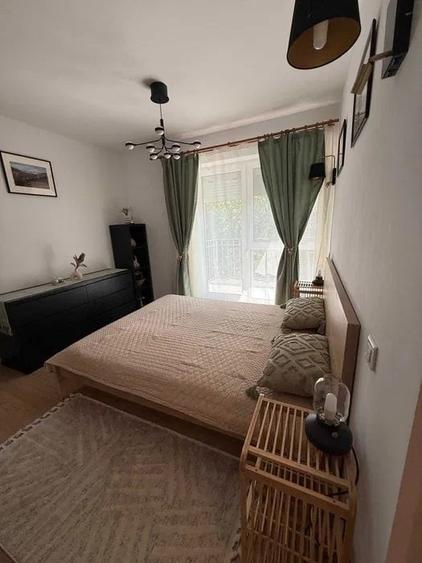 Apartament cu 2 camere semidecomandat, mobilat în Apărătorii Patriei