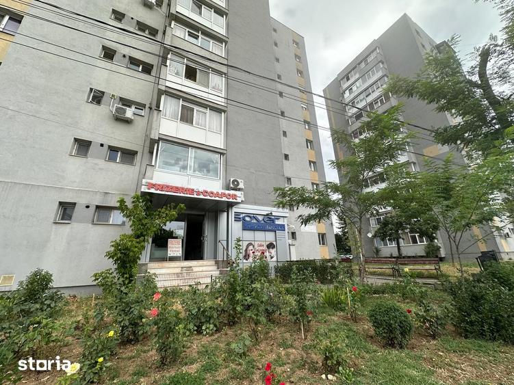 Spațiu comercial, de 40 mp, în Central