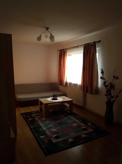 Apartament cu 2 camere decomandat în Terezian