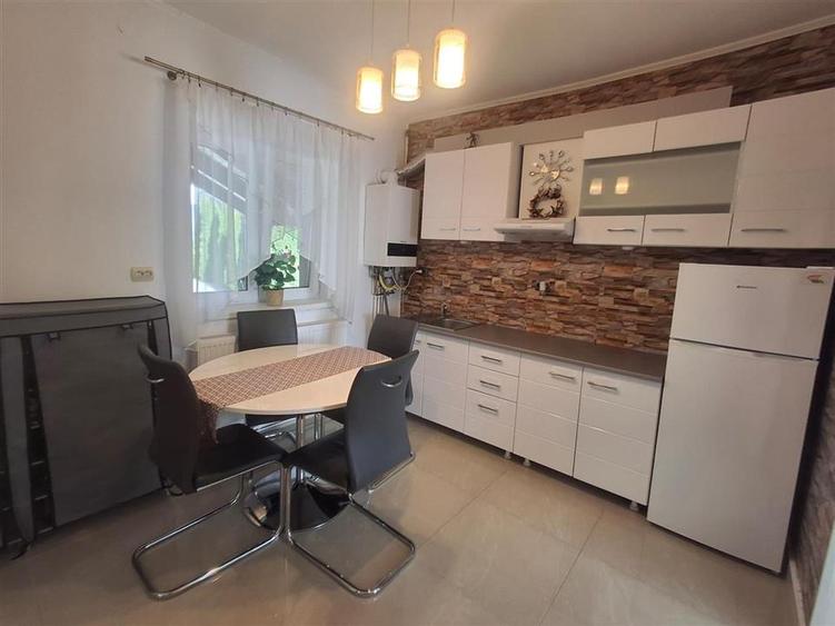 Casă individuală cu 4 camere cu Teren 350 Mp în Mohu
