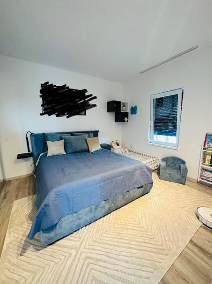 Apartament cu 2 camere semidecomandat, mobilat în Giroc