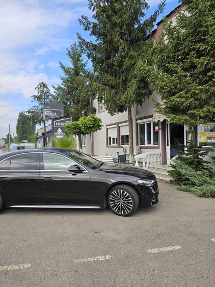 Casă cu 4 camere cu Teren 2585 Mp în Central