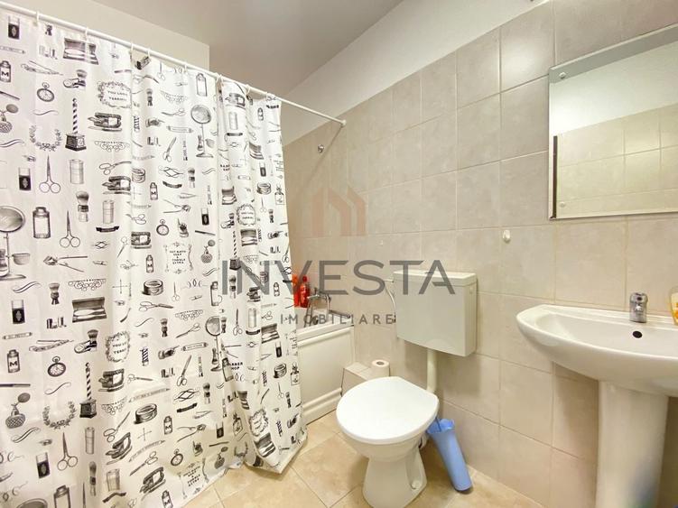Apartament cu 4 camere decomandat, mobilat în Central