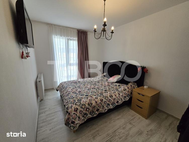 Apartament cu 3 camere decomandat, mobilat în Lupeni