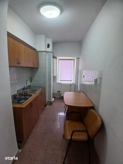 Garsonieră decomandată în Ștefan cel Mare