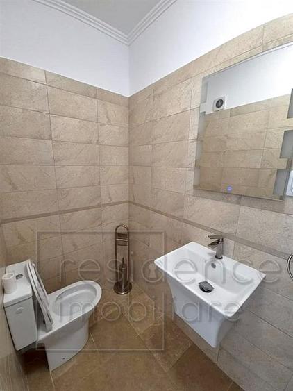 Apartament cu 4 camere decomandat în Grigorescu