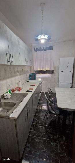 Apartament 3 Camere Etaj 1 Complex Studentesc 450 euro - 3