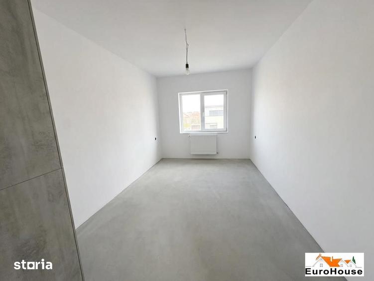 Casă cu 5 camere cu Teren 400 Mp în Bărăbanț