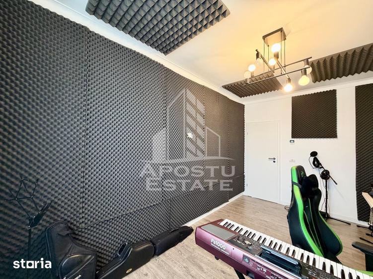 Casă cu 4 camere cu Teren 300 Mp în Remetea Mare
