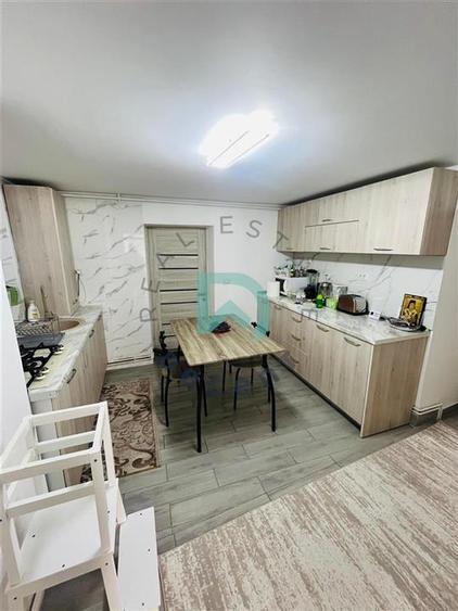 Apartament cu 3 camere decomandat, mobilat în Brașovul Vechi