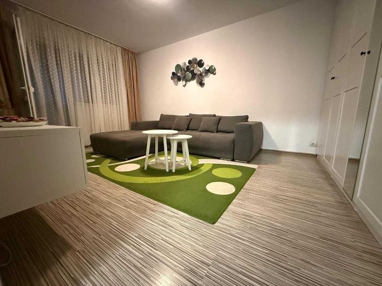 Apartament cu 2 camere decomandat în Baba Novac