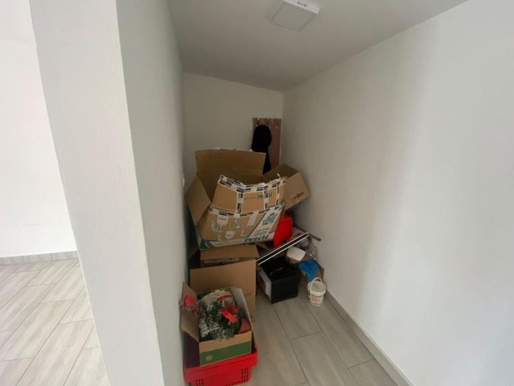 Spațiu comercial, de 31 mp, în Central