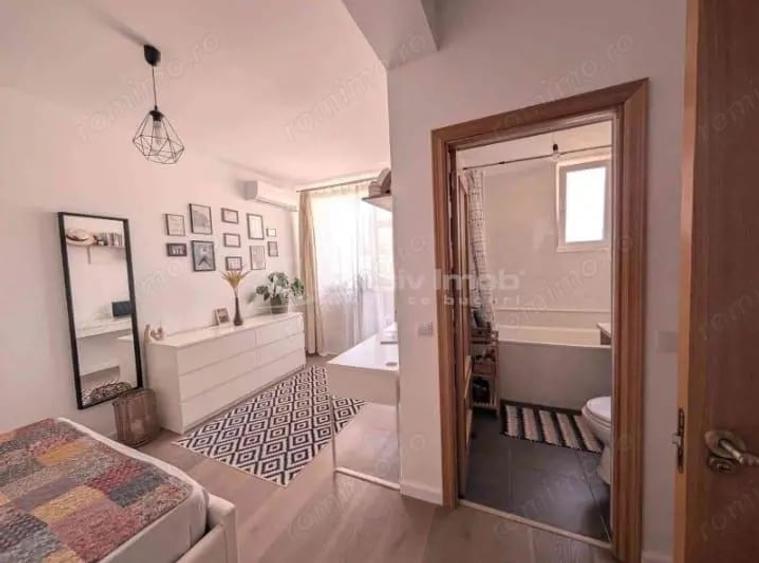 Apartament cu 3 camere decomandat în Vârteju