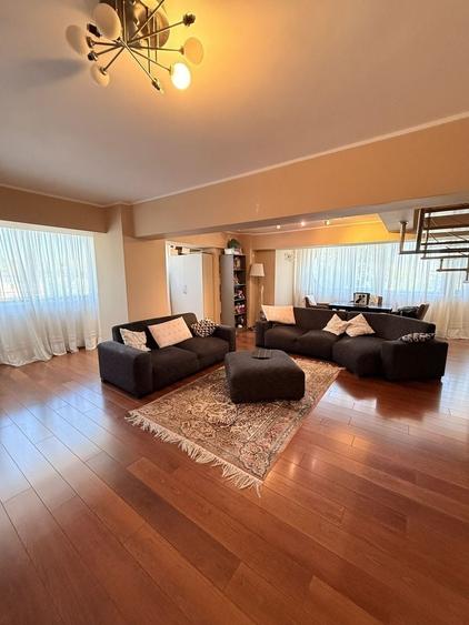 Apartament cu 4 camere, mobilat în Gării
