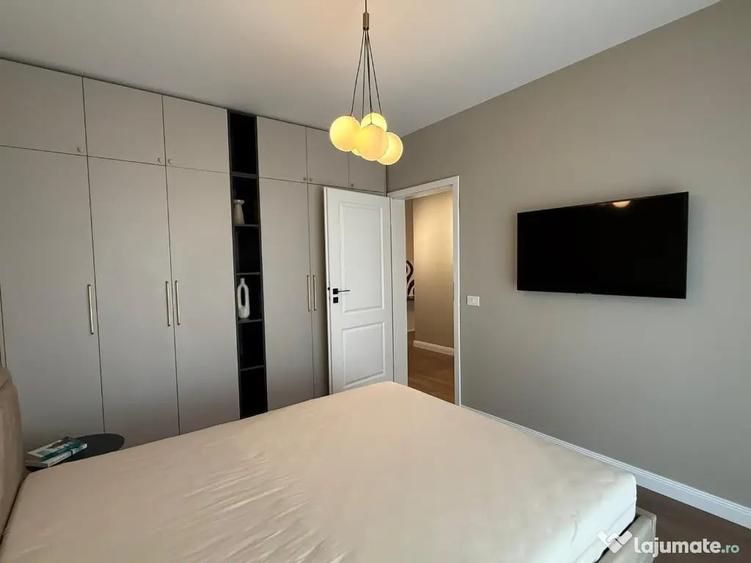 Apartament cu 2 camere decomandat în Berceni
