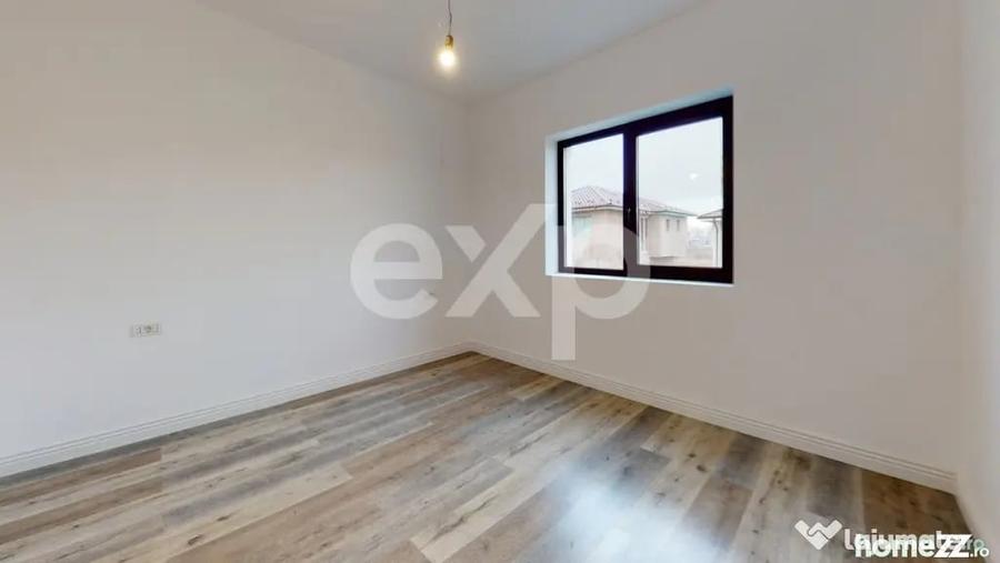 Casă cu 4 camere cu Teren 250 Mp în Corbeanca