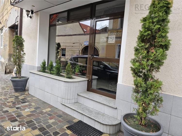 Spațiu comercial, de 38 mp, în Centrul Istoric