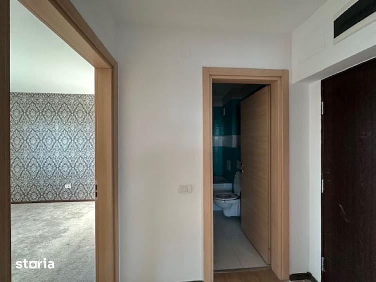 Apartament cu 3 camere decomandat în Nufărul
