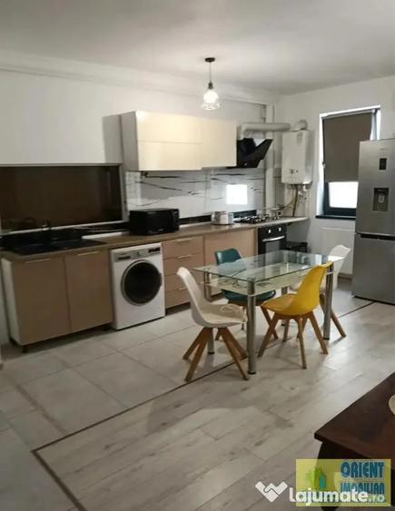 Apartament cu 3 camere decomandat în Tomis Plus
