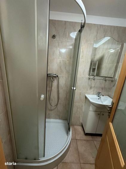 Casa de inchiriat, 25 camere, 25 bai, receptie,T719 - 4