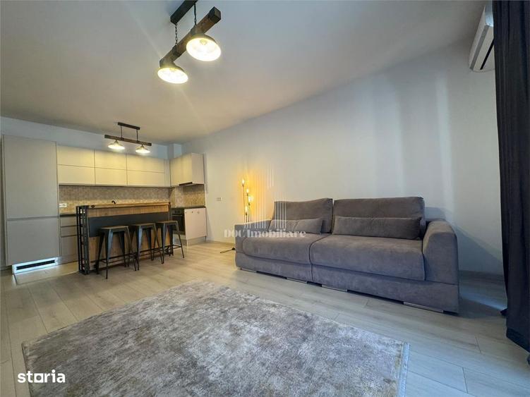 Apartament cu 3 camere decomandat în Tineretului