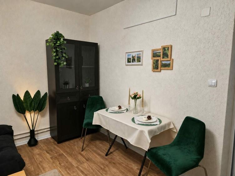 Apartament cu 2 camere semidecomandat în P-ța Romană