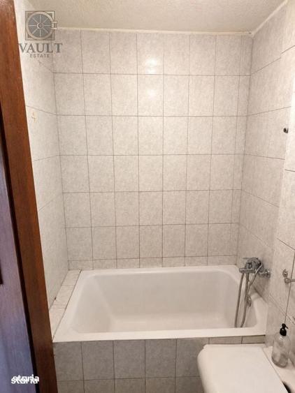 Garsonieră decomandată în Dobroești