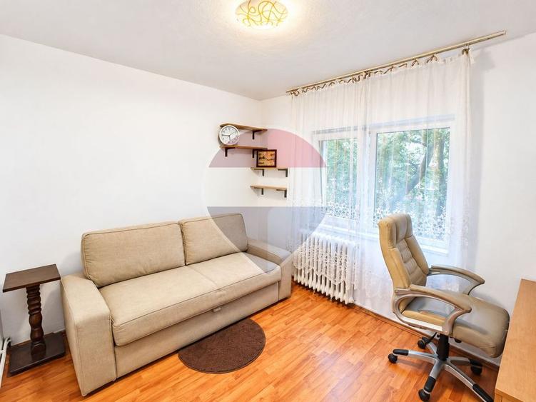Apartament cu 2 camere semidecomandat, mobilat în Gară