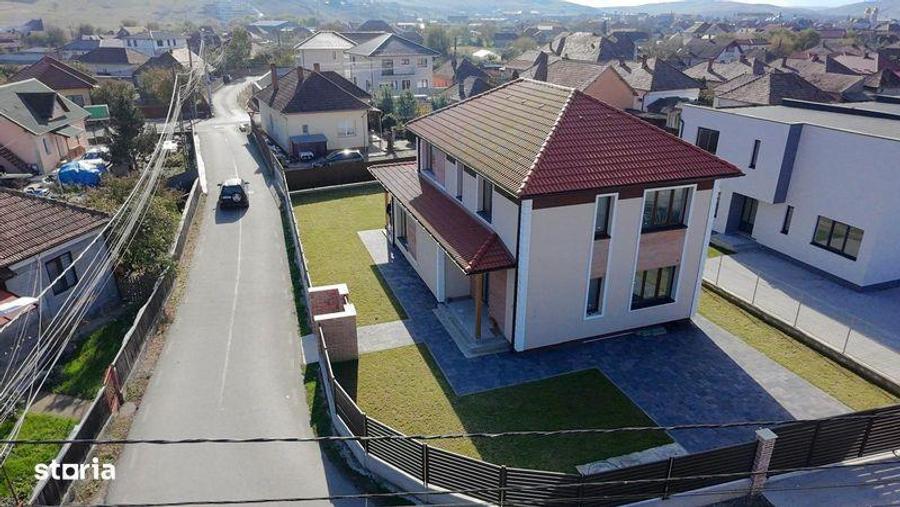 Casă cu 4 camere cu Teren 152 Mp în Apahida