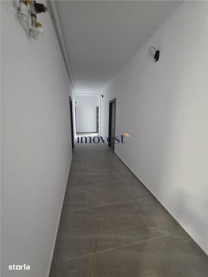 Apartament cu 3 camere decomandat în Solidarității