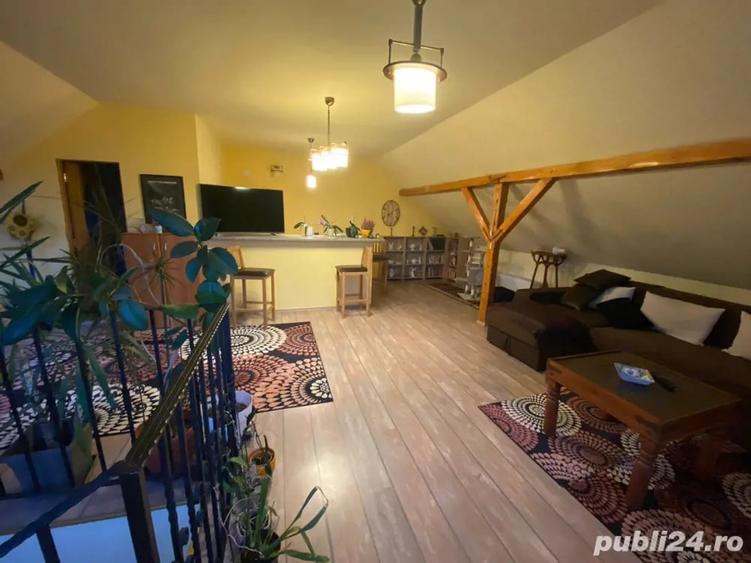 Casă cu 5 camere cu Teren 275 Mp în Ghiroda