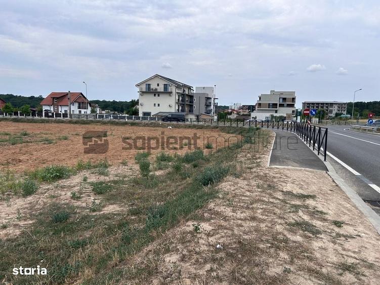 Spațiu comercial, în Sânmartin
