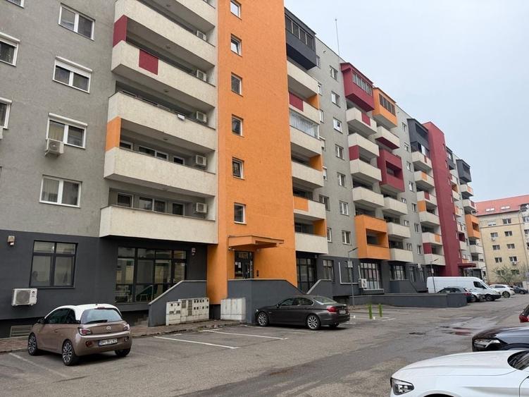 Apartament cu 2 camere semidecomandat în Iosia