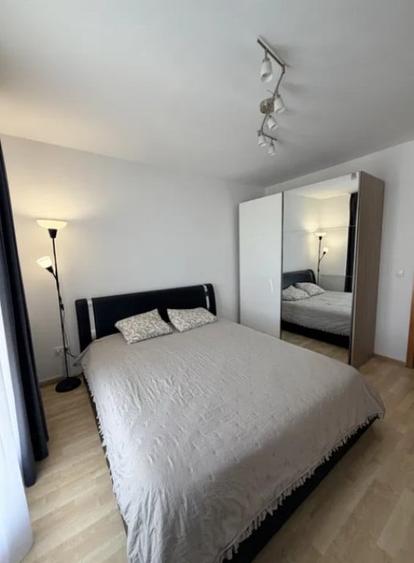 Apartament cu 2 camere decomandat în Avantgarden