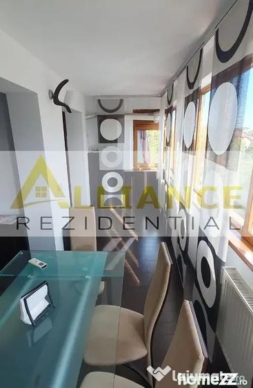 Apartament cu 5 camere decomandat în Central