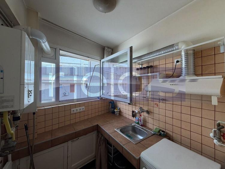 Apartament cu 2 camere, mobilat în Sala Palatului