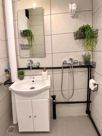 Garsonieră decomandată în Central