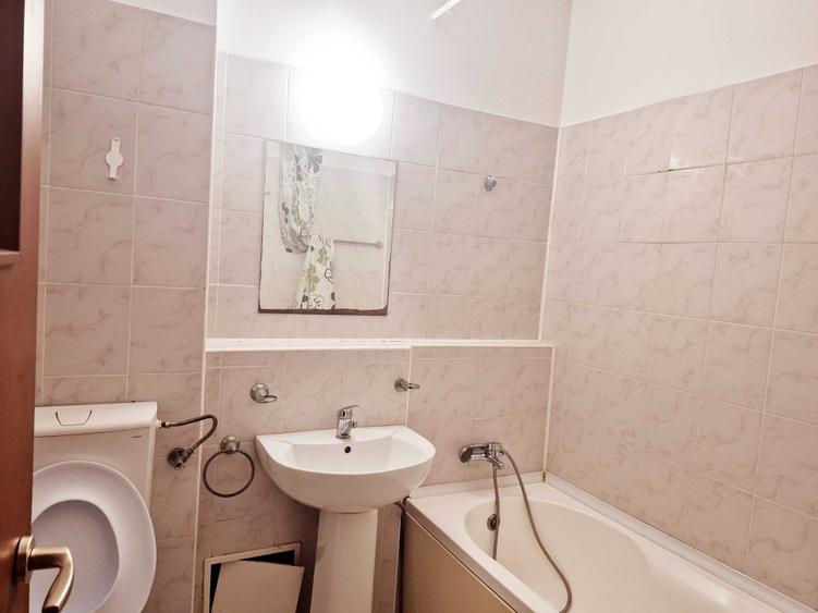 Apartament cu 2 camere decomandat în Jilava