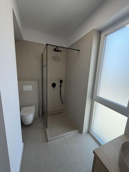 Apartament cu 3 camere în Florești