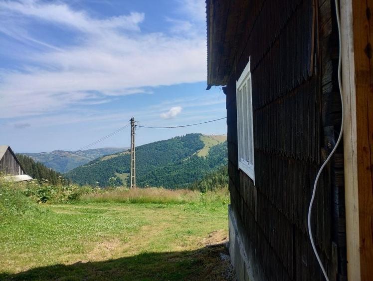 Casă cu 2 camere în Măguri