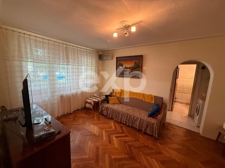 Apartament cu 2 camere semidecomandat, mobilat în Craiovei
