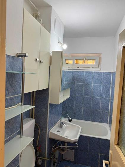 Apartament cu 2 camere nedecomandat în Central