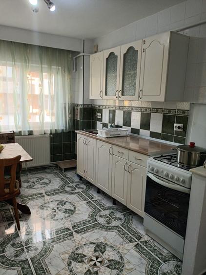 Apartament cu 2 camere decomandat în Ultracentral