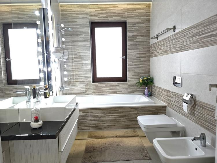 Apartament cu doua camere SUPERB in bloc nou central - 2