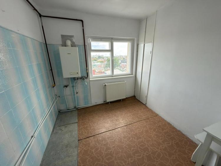 Apartament cu 2 camere decomandat în Cantacuzino