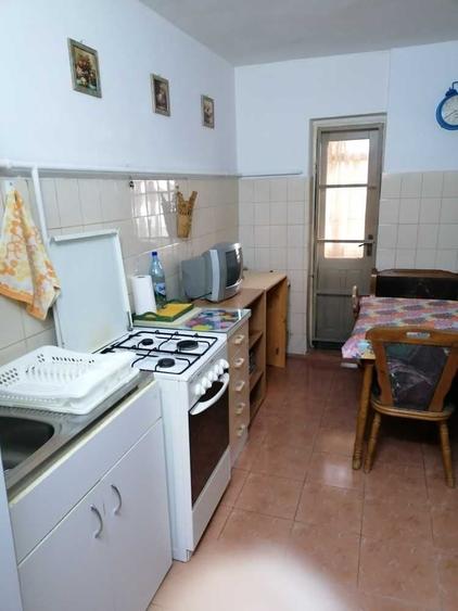 Apartament cu 3 camere decomandat în Ultracentral
