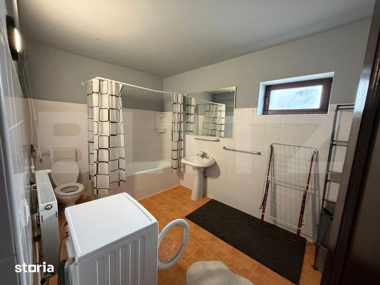 Casă cu 4 camere cu Teren 200 Mp în Central