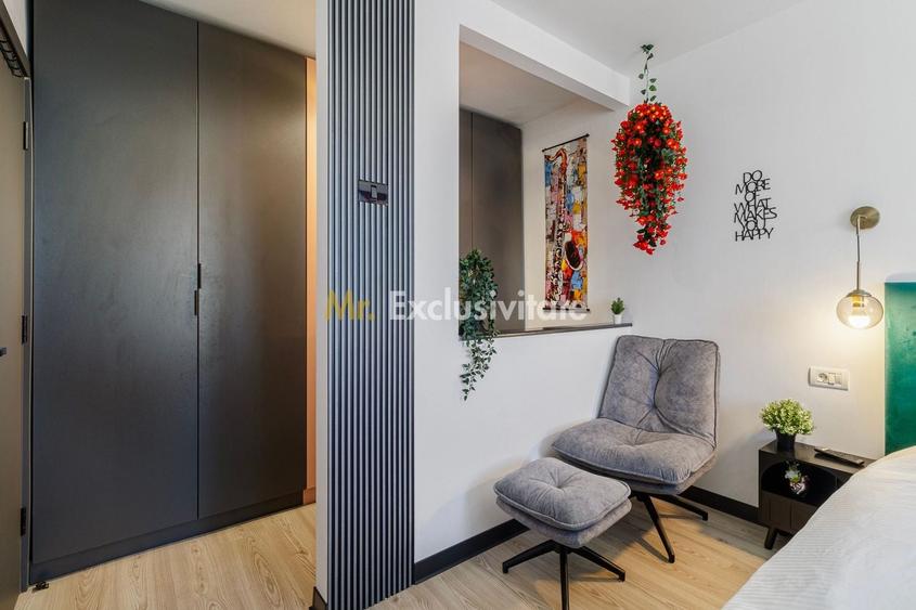 Apartament cu 3 camere semidecomandat în Apărătorii Patriei