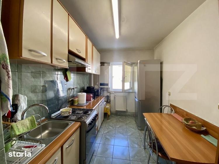 Apartament 3 camere decomandat, 68 mp, cu lift bloc reabilitat, And - 5