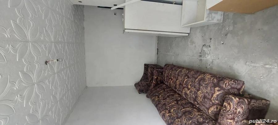 Garsonieră decomandată în Central